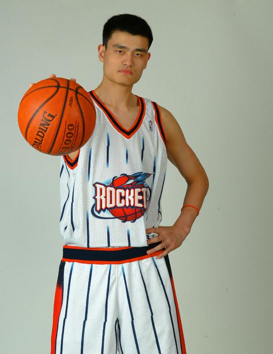 也让她在后 也让她在后