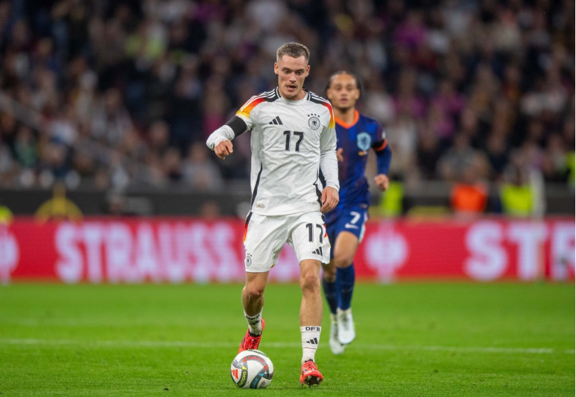 他的未来充 他的未来充